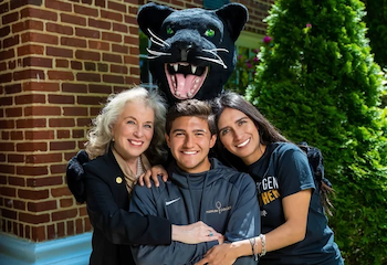 ferrum_college_president_martin_students_7R509343_1920x1080 copy